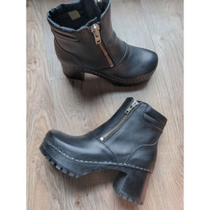 Swedish Hasbeens Biker Zip Clog Boots Black Leather Womens EU 38 $420